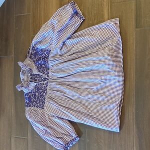 Tailgater Blouse. Embroidered Top, XL Purple White Shirt By Brand "Spirit Dress"